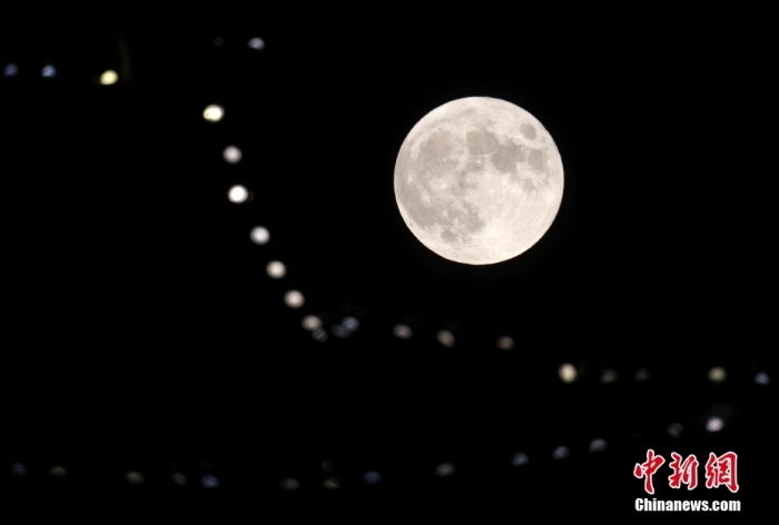 杭州亚运会中秋佳节：中外运动员共赏明月品月