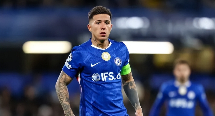 切尔西队长恩佐因转会言论遭内部禁赛 俱乐部重