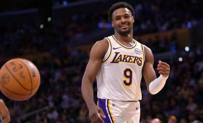 湖人主场惨遭雷霆36分横扫 全队攻防崩溃引球迷